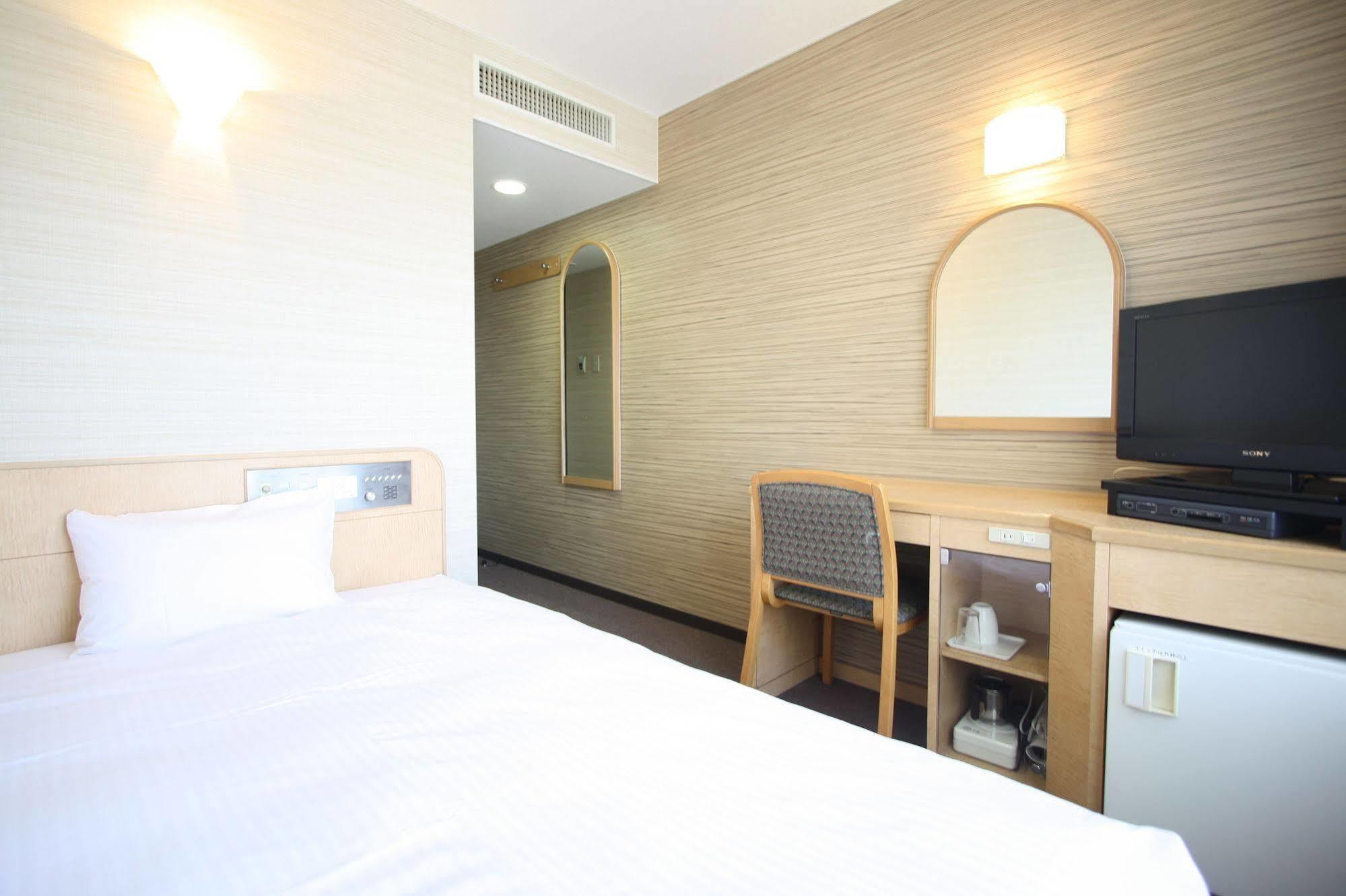 Kenchomae Green Hotel Kumamoto Ngoại thất bức ảnh